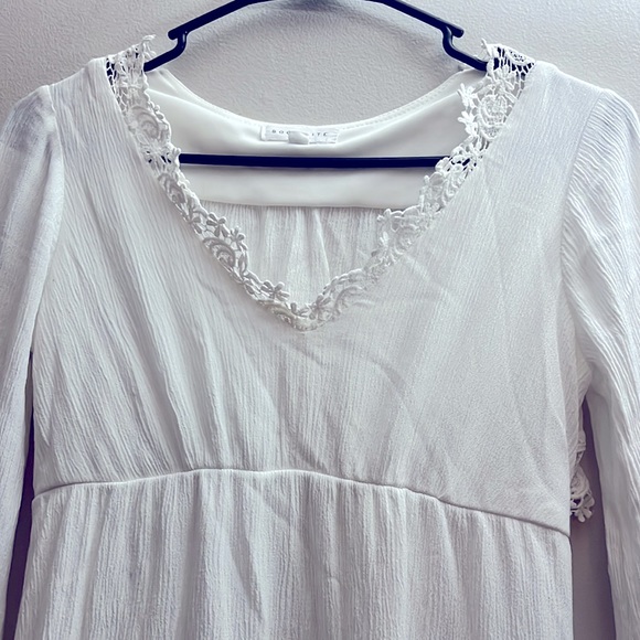 White boho dress, small- only worn 2 x’s- $15!! - Picture 3 of 5